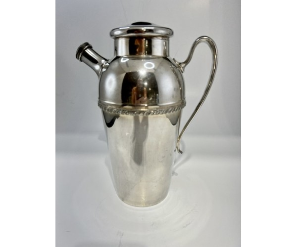 1920’s International Silver Co. Meriden 10” Cocktail Shaker